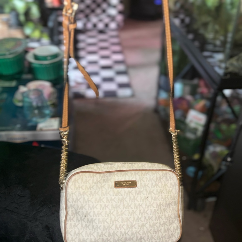 Michael Kors Cream Tan Crossbody Bag with Gold Chain